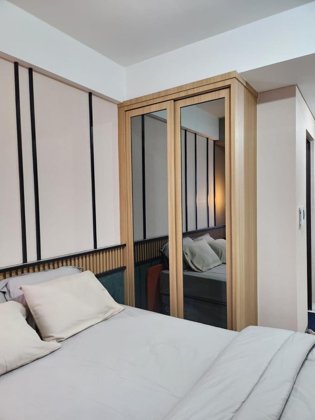 Spacious Comfortable Apartemen South Sorabaya Extérieur photo